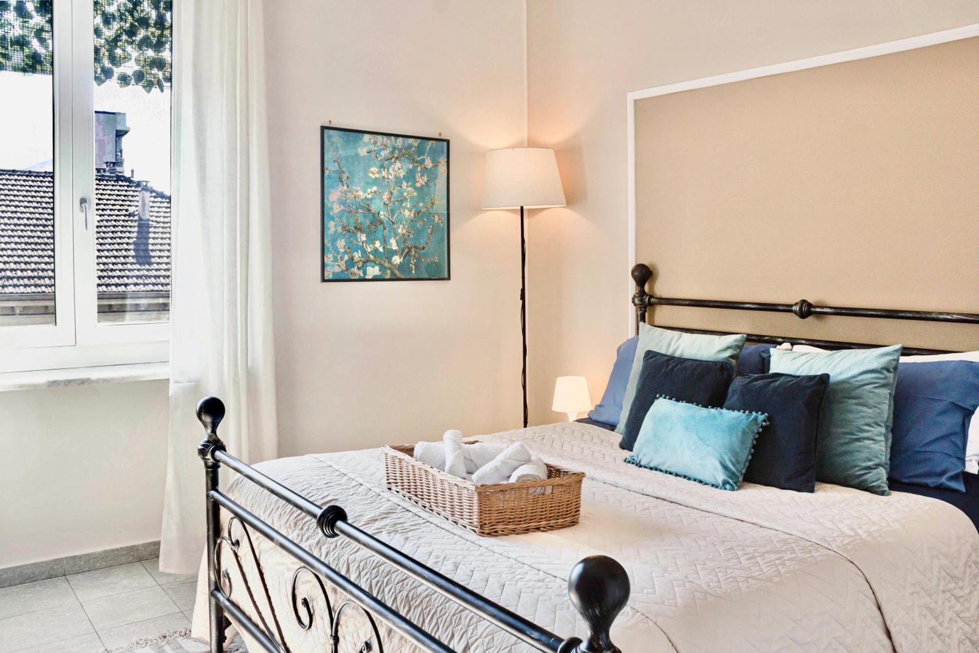 -Politecnico- Appartamento Classy X5 Con Balconi, Vista E Parcheggio Gratuito Турин Екстер'єр фото